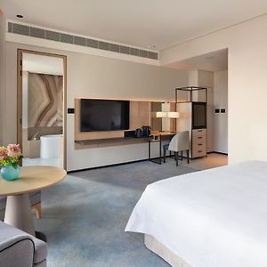 Deluxe Zimmer mit Yachthafenblick